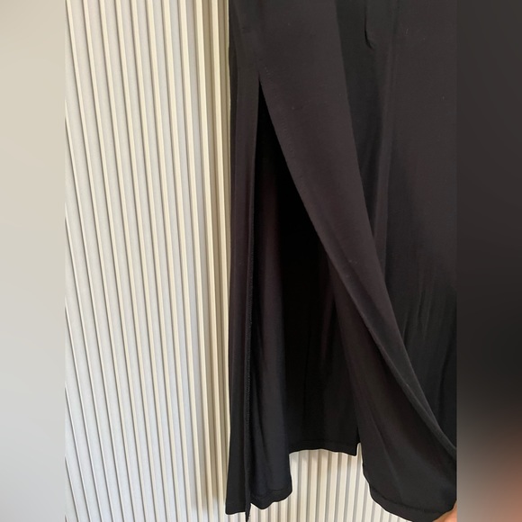 Old Navy Jersey Side-Slit Maxi Skirt - Picture 4 of 5